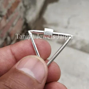 Triangle Shape Screw Carabiner Link Lock Jewelry